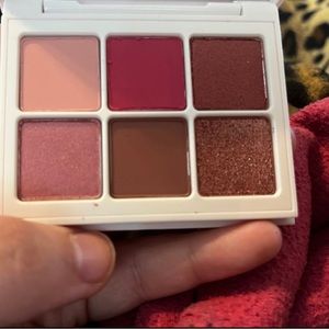 Fenty pallet